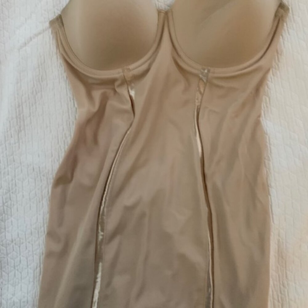 Maidenform Flexees Convertible Tummy Control Shapewear Slip with Unwire 38D
